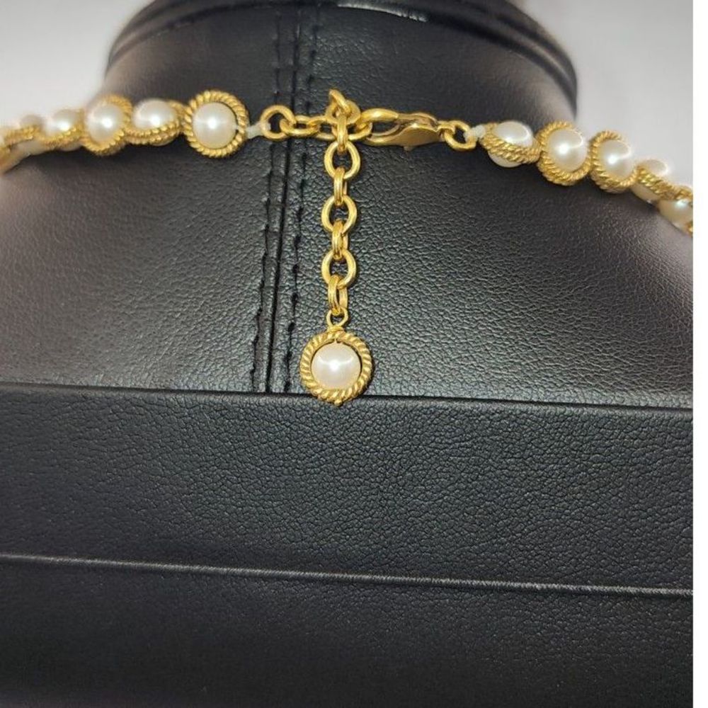 Vintage Orbit Faux Pearl Necklace with Gold Tone Chain - Picture 4 of 4